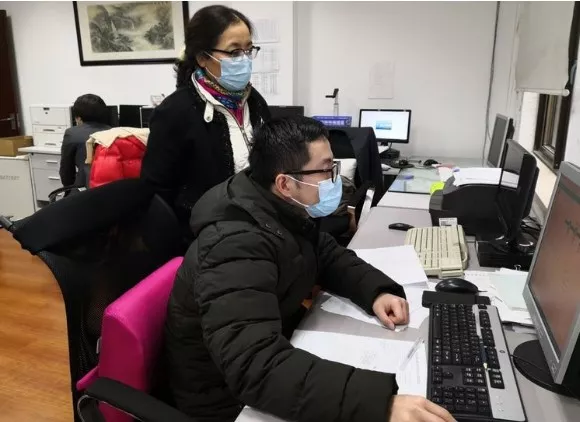 金融助力“战疫情”|人民银行上海总部凝心聚力抗疫情 金融服务勇当先(图5)